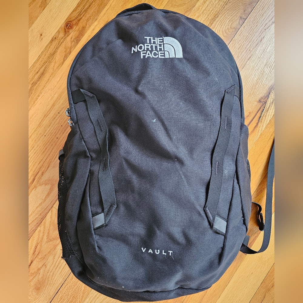 The North Face Vault Black Backpack